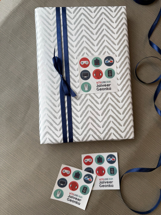 gift label for kids persoalised with a name and round video games related icons