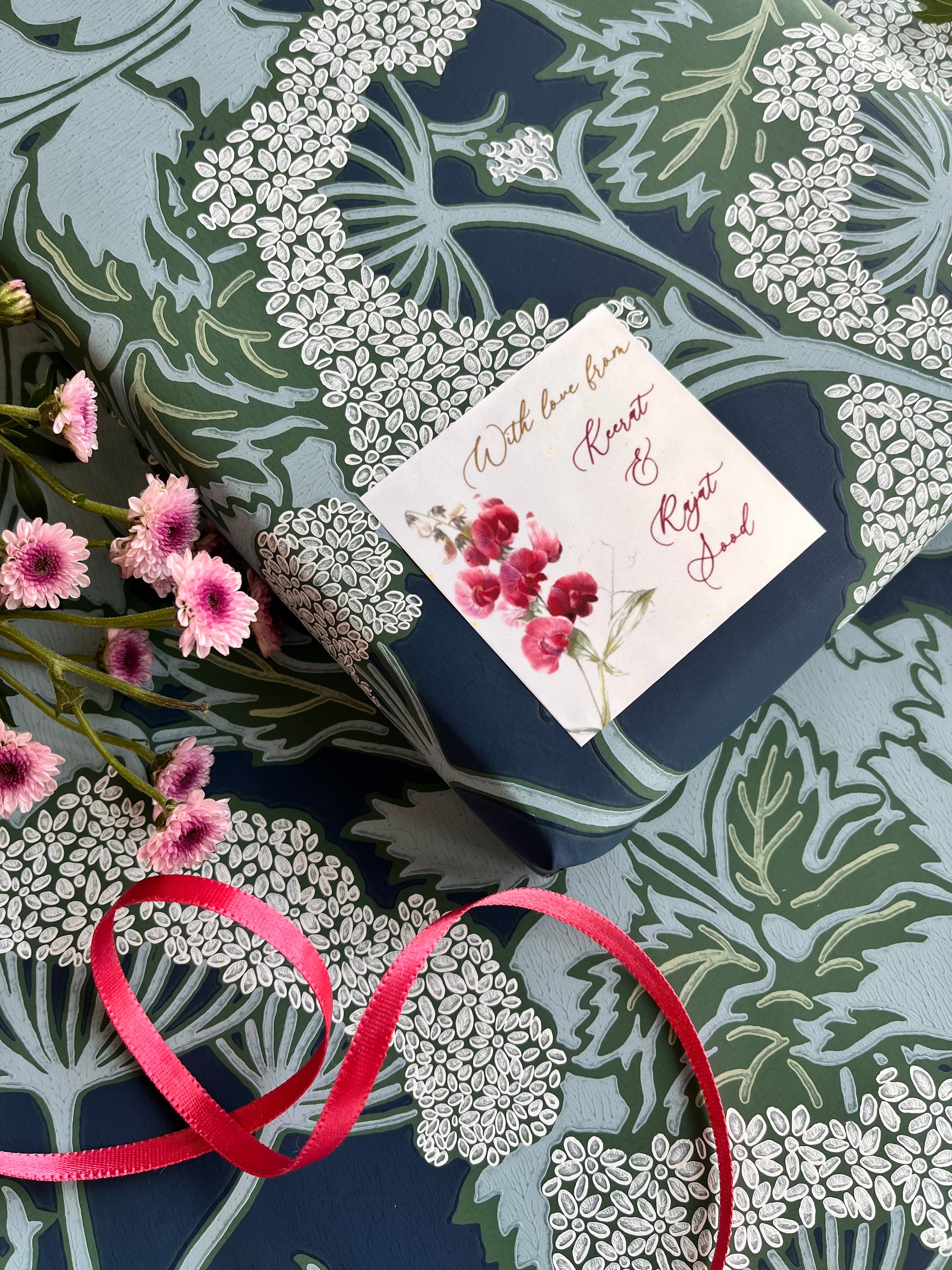 Sweet pea flowers themed gift label with cursive font