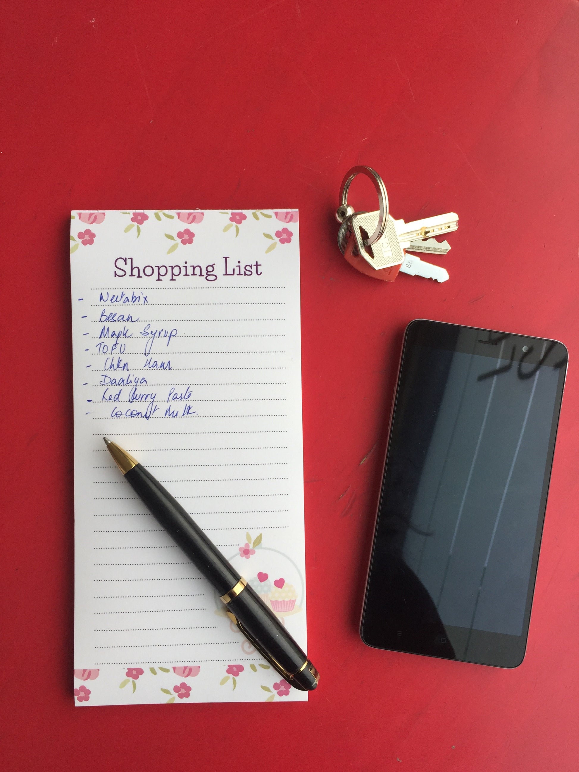 Floral white pink pastel coloured shopping list pad