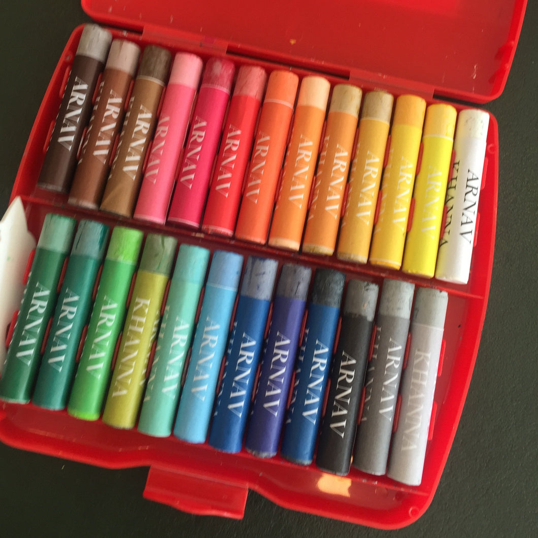 box of 25 crayons personalised with a child's name