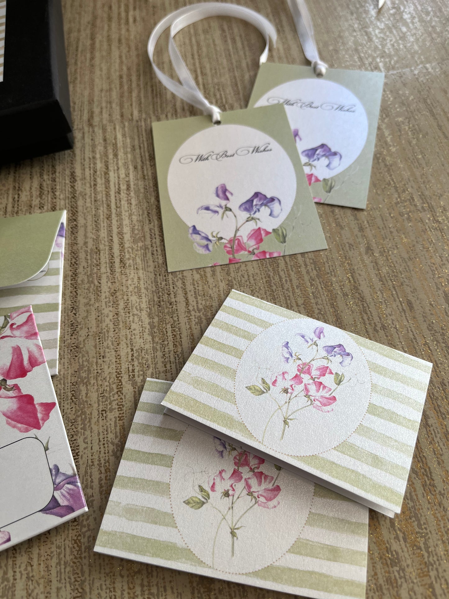 Sweet Pea Gift Box