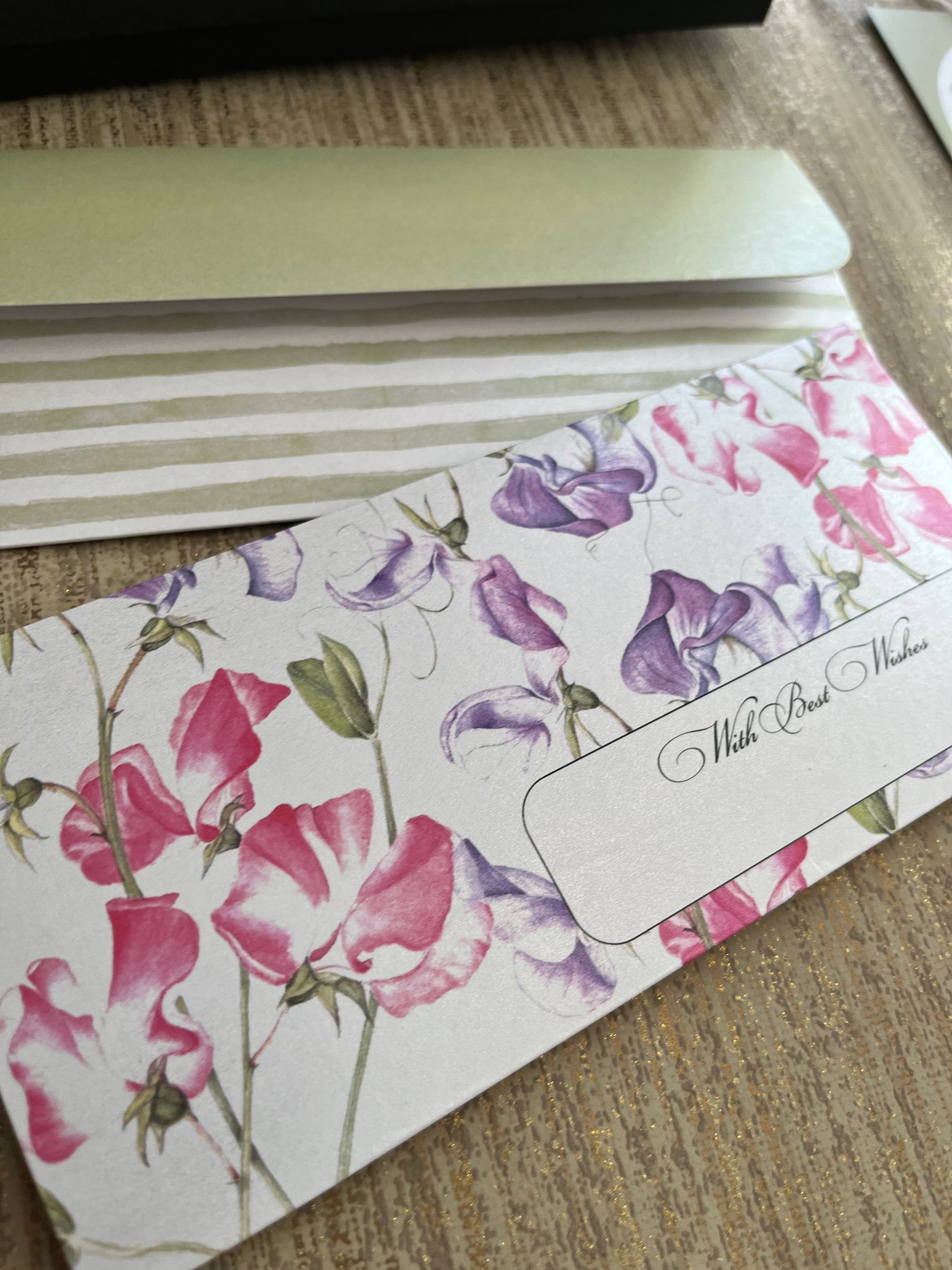 Sweet Pea Gift Box