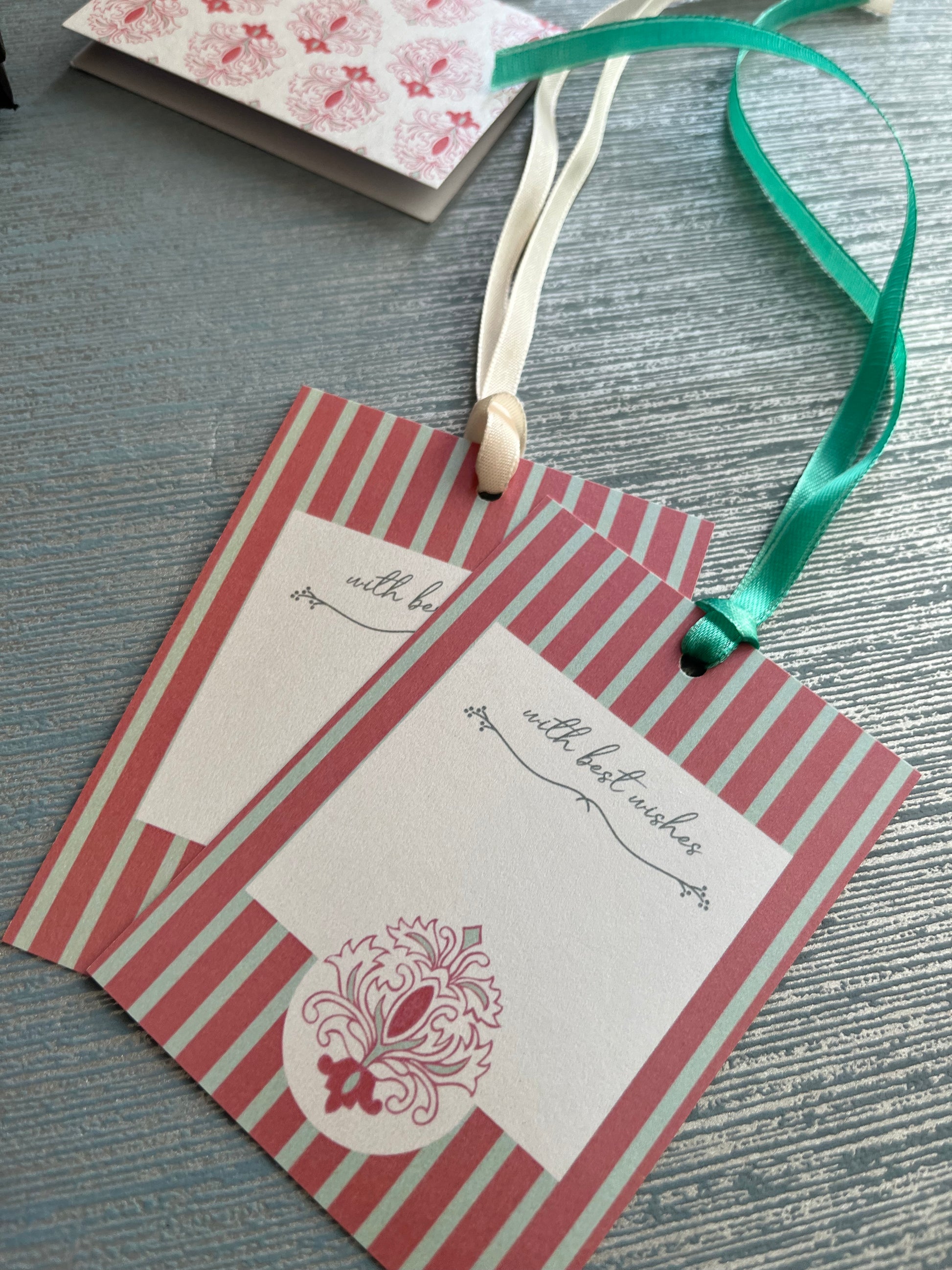 Damask Gift Box