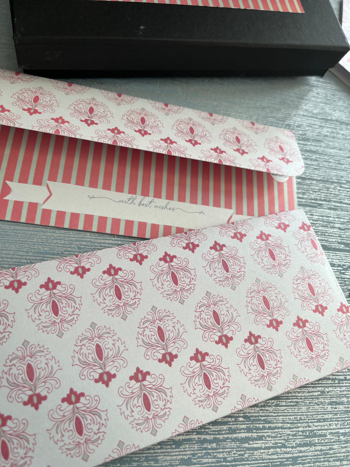 Damask Gift Box