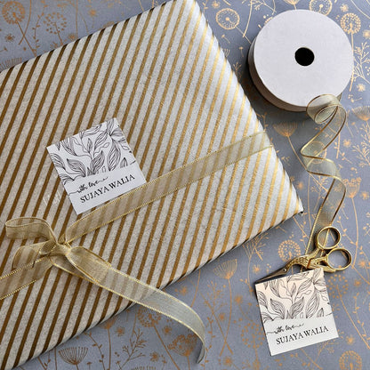 gift label with leaves on a vine background